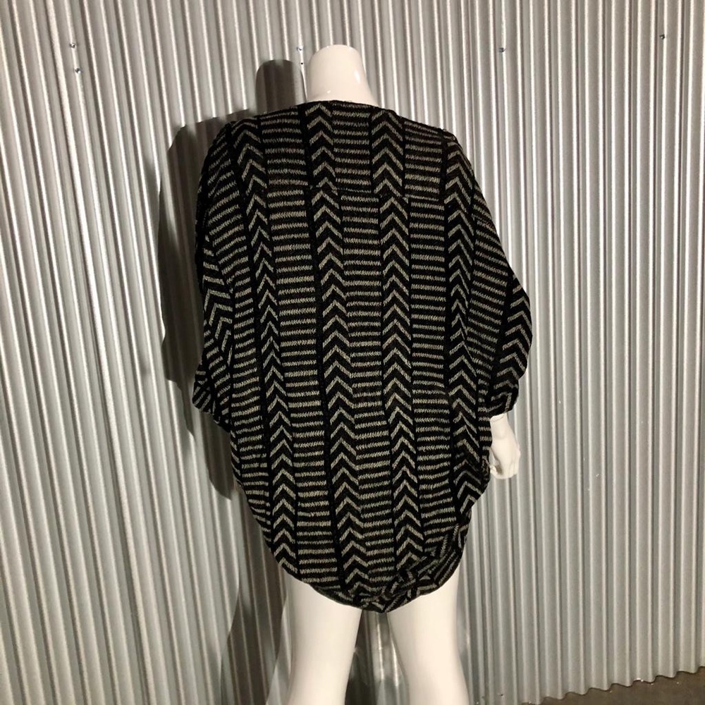 EIS long festival poncho/cape/wrap/shawl - Picture 3 of 9
